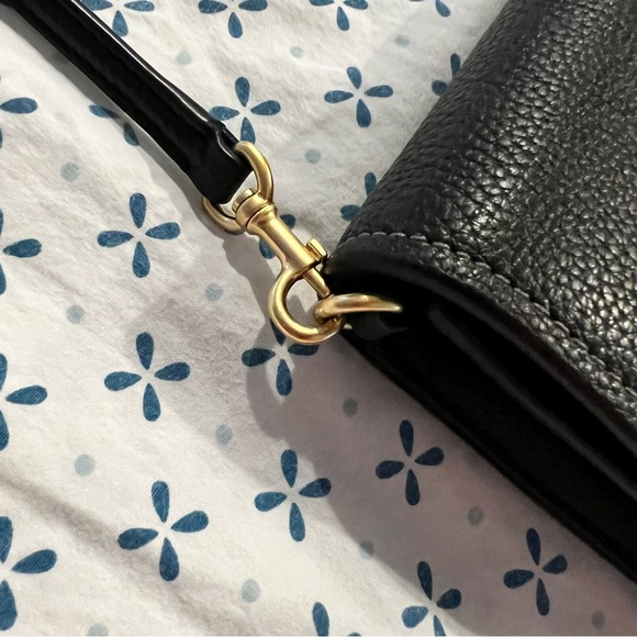 Like NEW Tory Burch crossbody - Picture 11 of 15